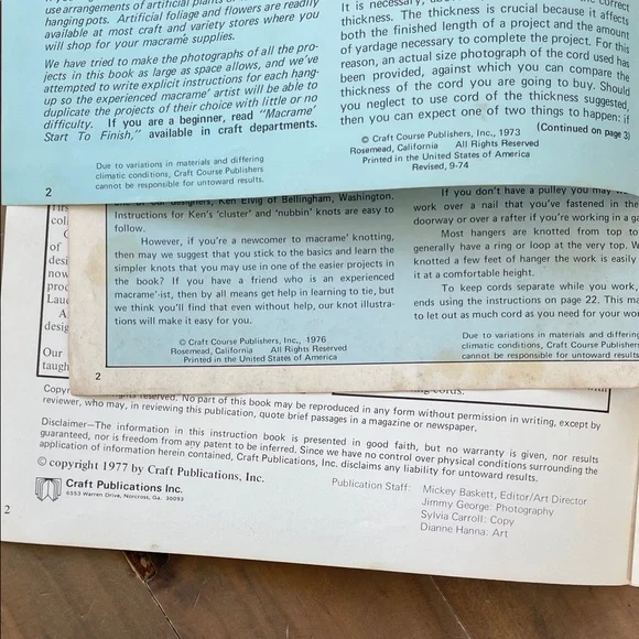 VINTAGE Macrame Pattern Book Bundle - Picture 9 of 10